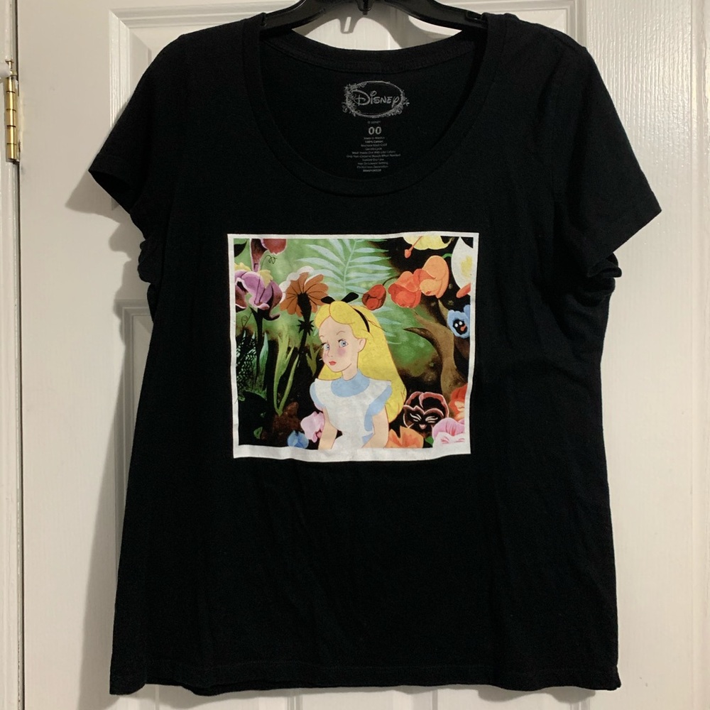 Alice in Wonderland, black T-shirt
